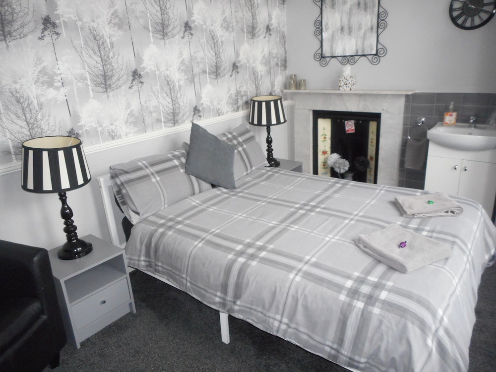 George Hotel B B 8/46