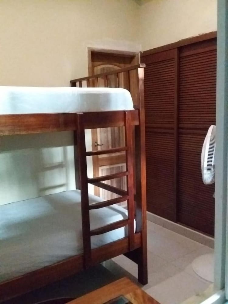 Hostal Santa Martha 24/35