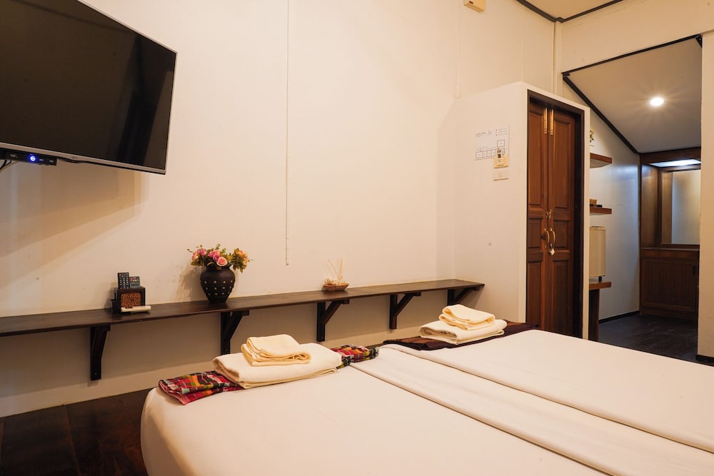 Thanicha Resort Amphawa 30/72
