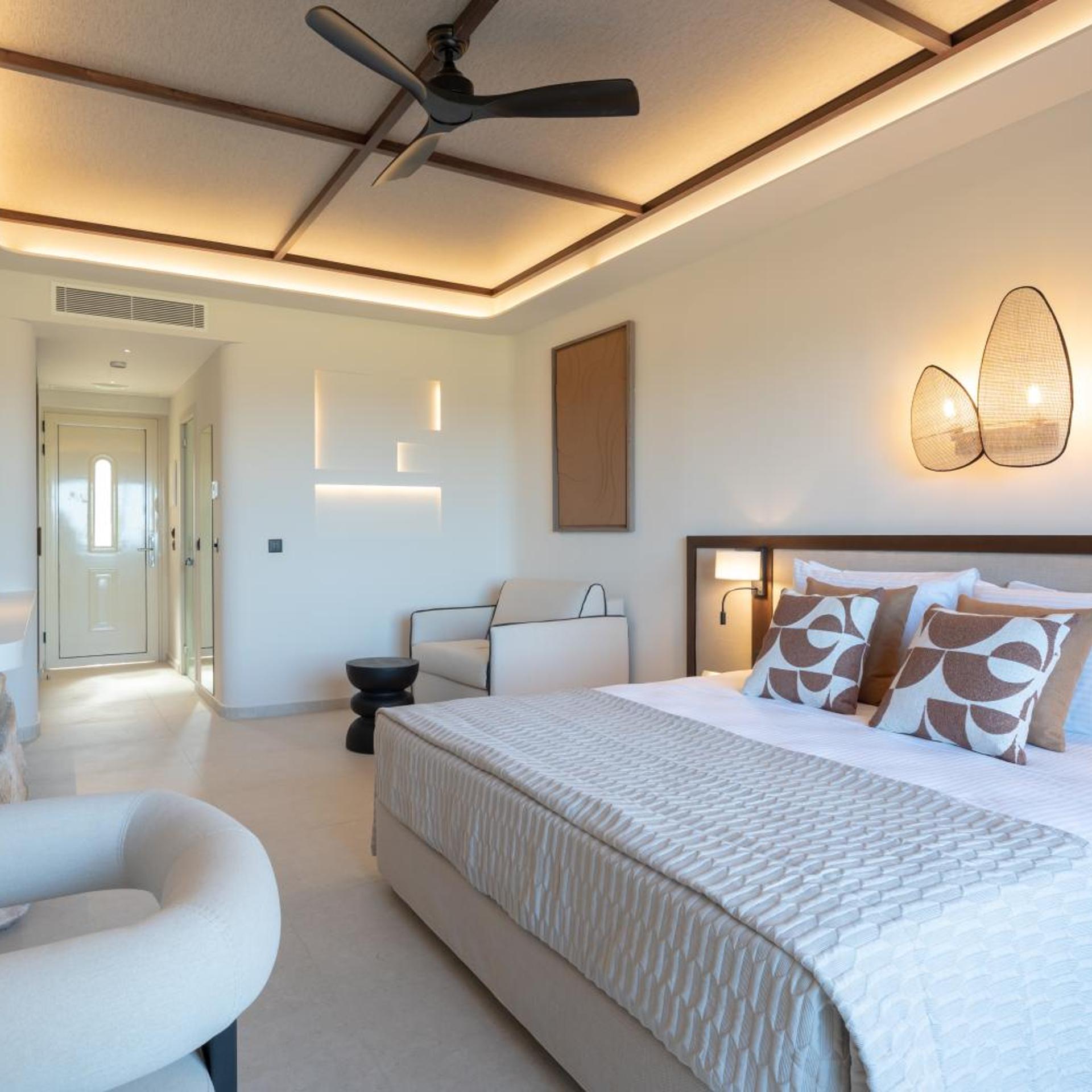 Bungalow, Beach Front