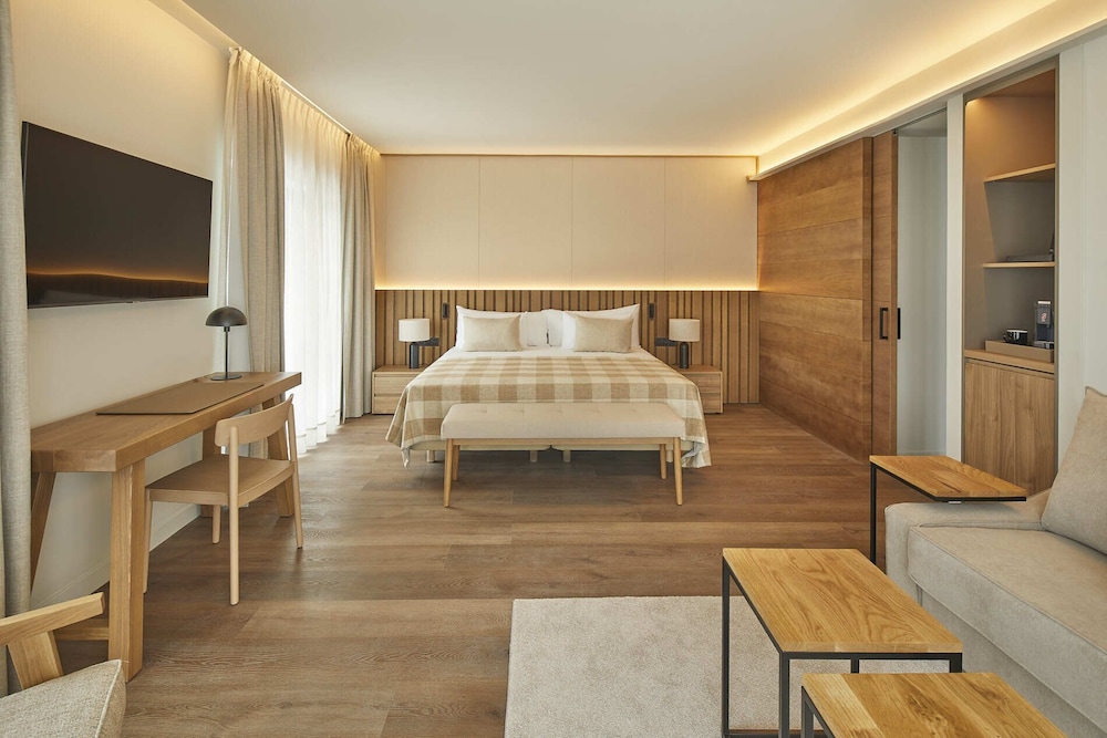 MiM Baqueira member of Melia Collection 24/78