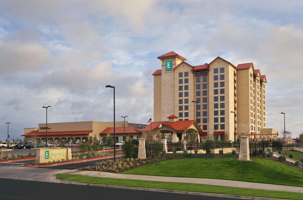 Embassy Suites by Hilton San Marcos Conference Center 3/76
