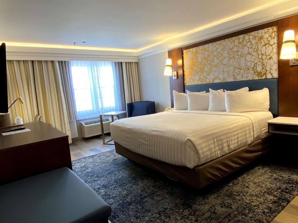 غرفة قياسية بسرير كينج، The Westfield Inn, BW Signature Collection 5/10