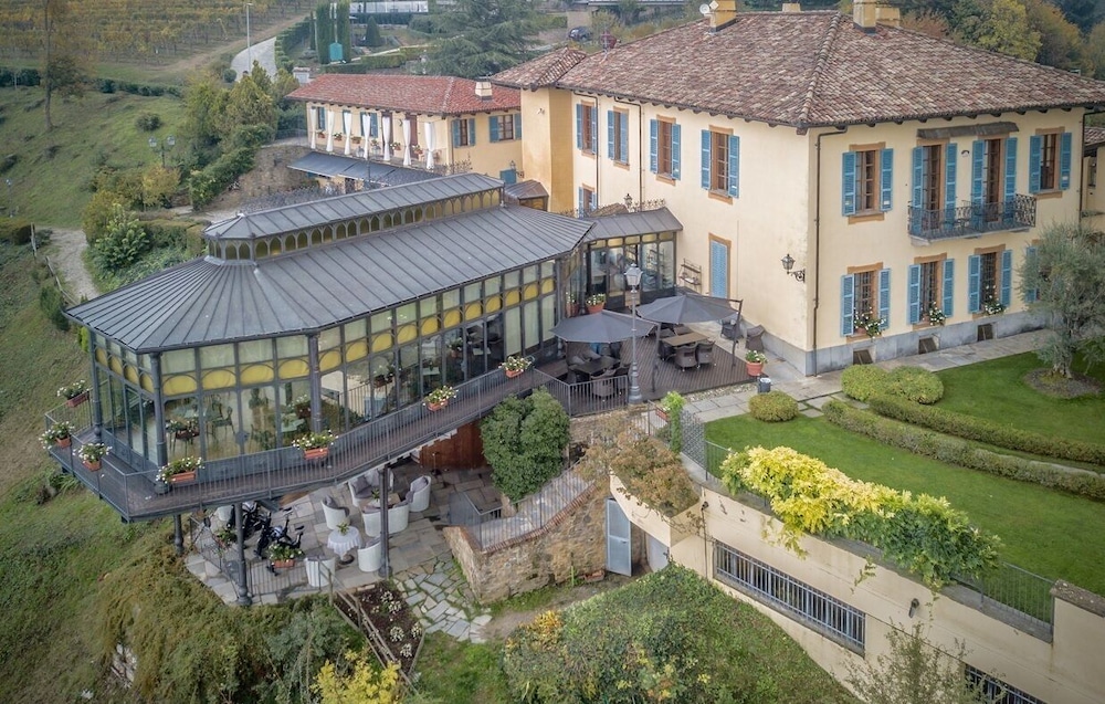 Hotel Villa Beccaris 60/64