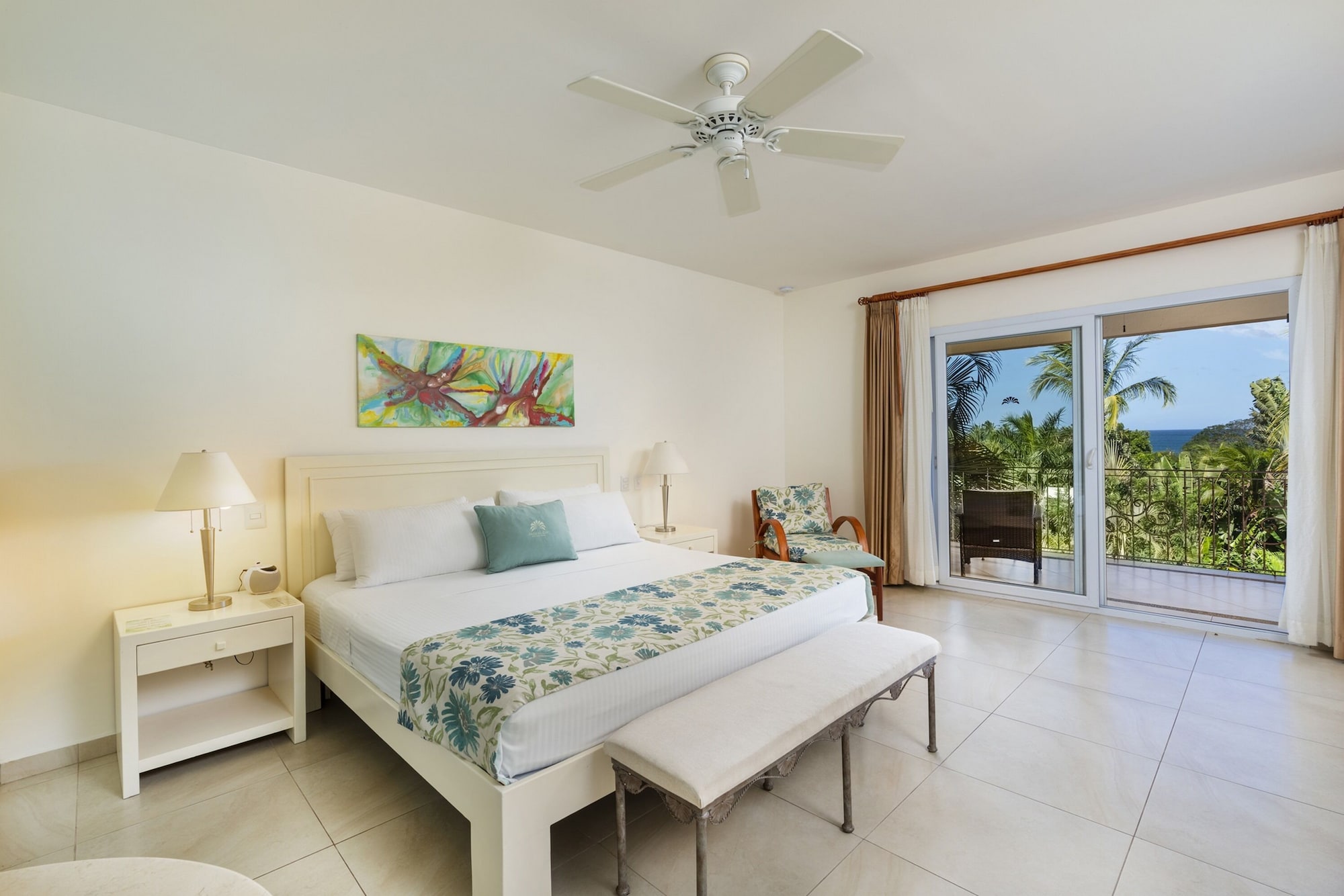 Ocean, Superior, King Bed