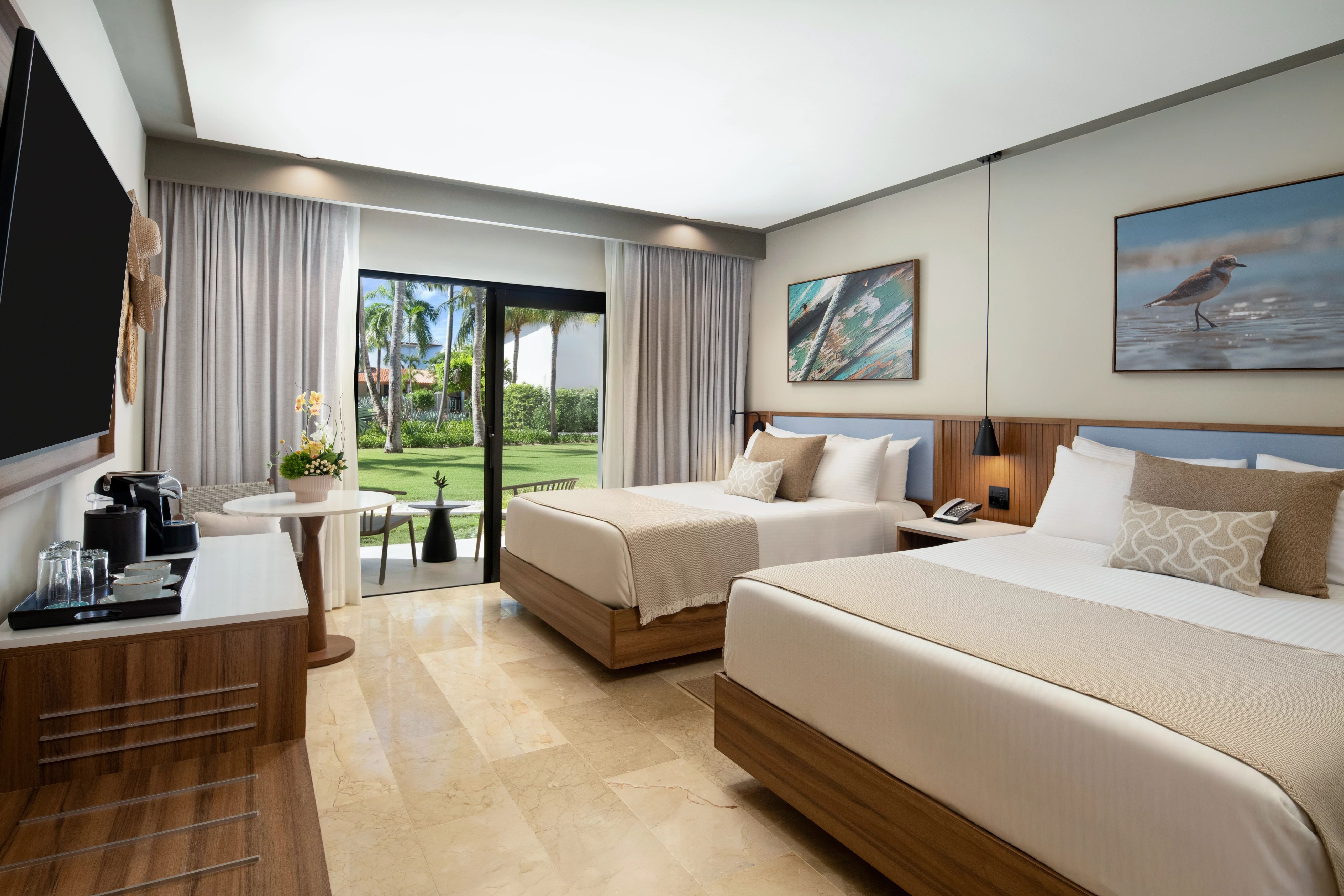 Vantage, Club, Suite, Double Bed, Ocean View