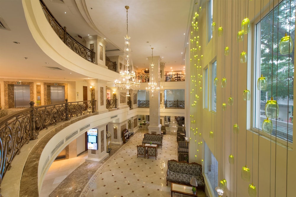Hotel Grand Saigon 60/73