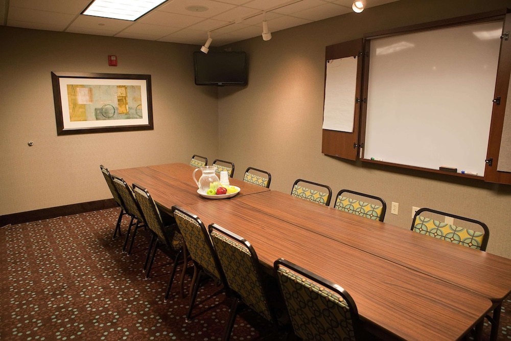 Hampton Inn Colby 37/39