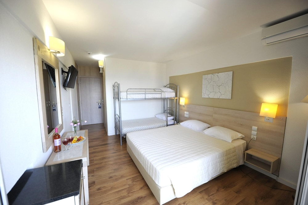 Evia Riviera Resort By Anayia All Inclusive Resorts 21/65