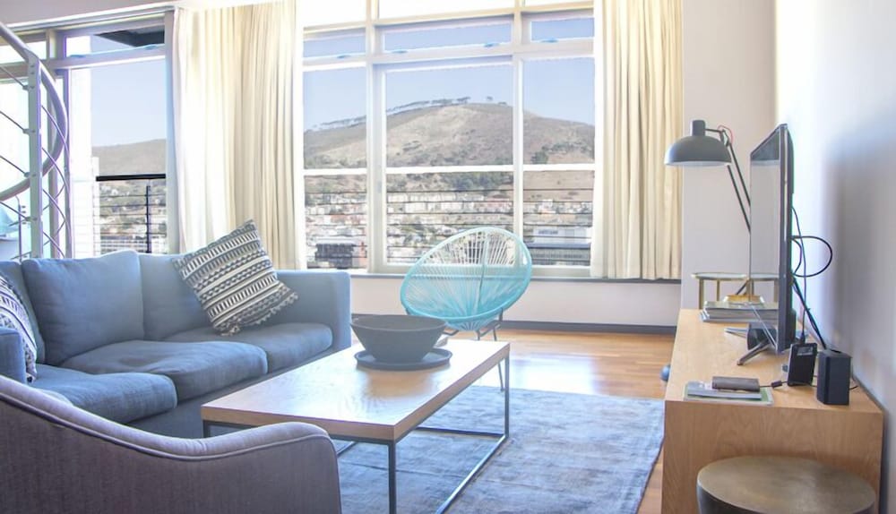 ITC Hospitality Group Penthouse 2 Bedrooms Cartwright s Corner 17/38