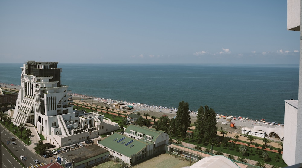 Silk Road Sea Towers Batumi 28/34
