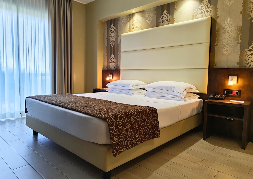 CITY, PREMIUM, SINGLE, DOUBLE BED, BALCONY