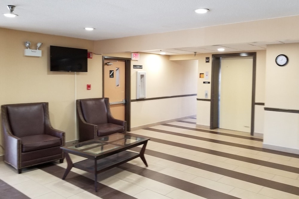 Days Inn Martinsburg 17/24