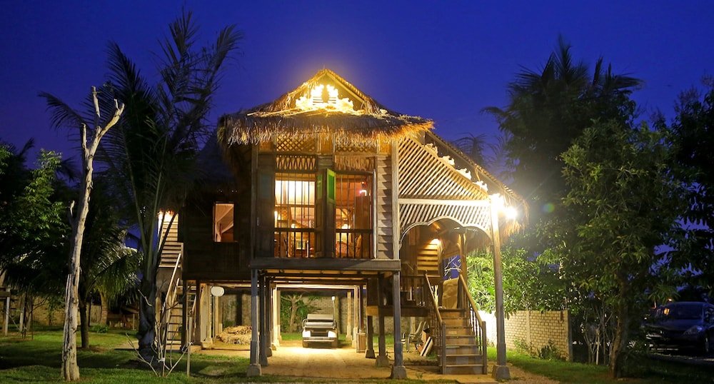 Kunang-Kunang Heritage Villas 2/50