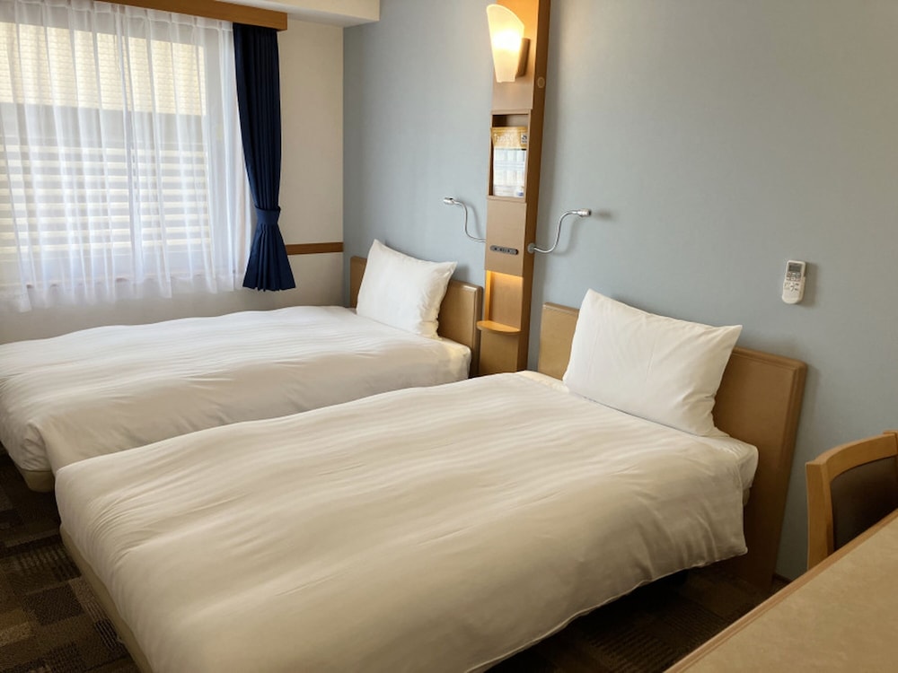 Toyoko Inn Fukushima Eki Higashi Guchi No 1 13/58