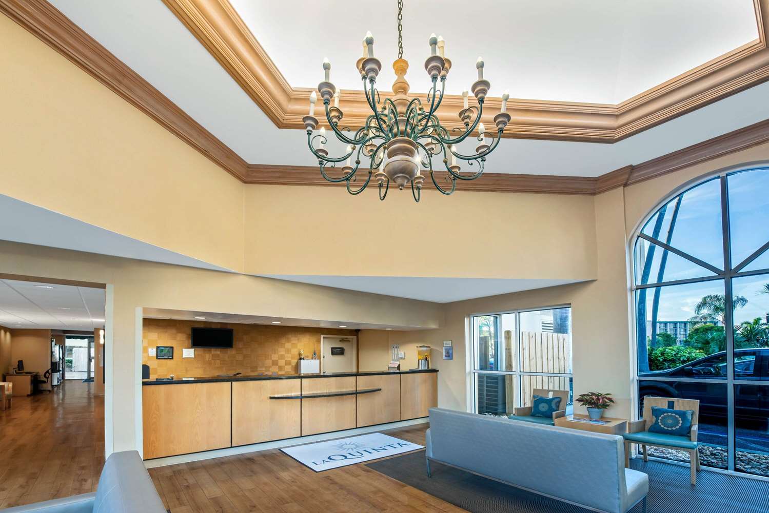 La Quinta Inn Suites By Wyndham West Palm Beach Airport 11/50