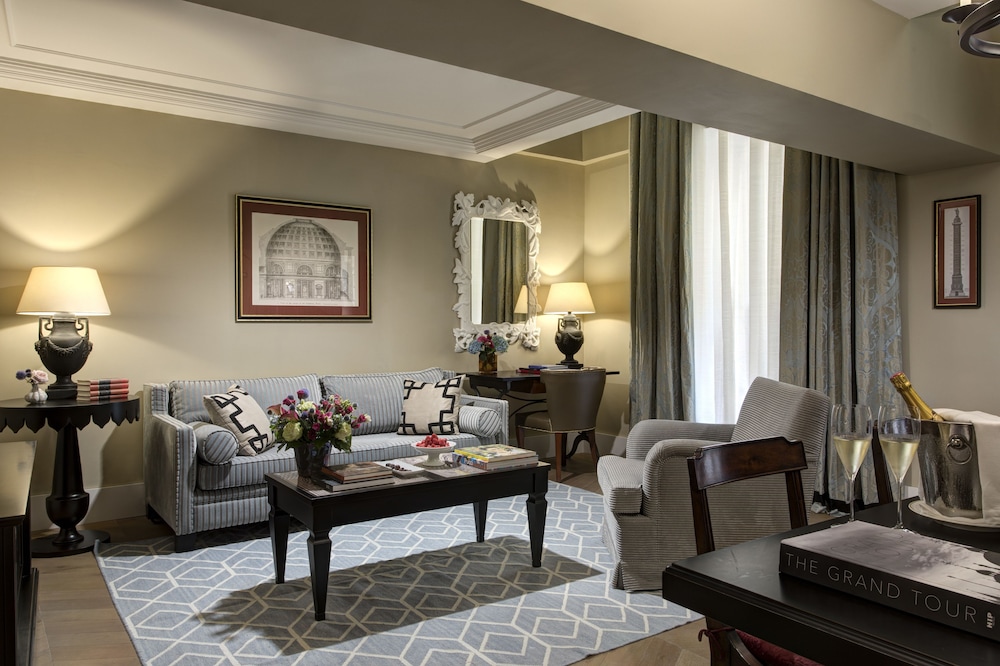 Rocco Forte Hotel De La Ville 32/47