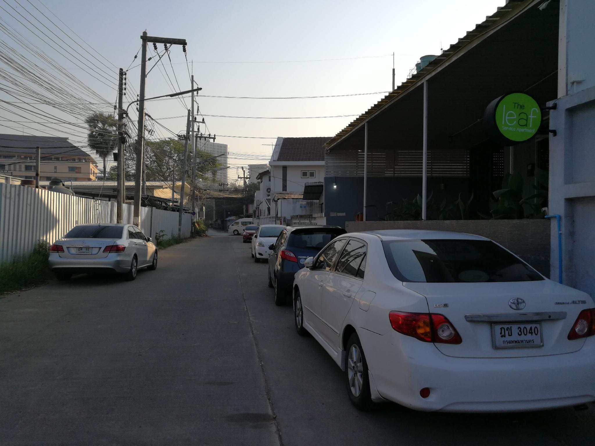 The Leaf Service Apartment 26/33