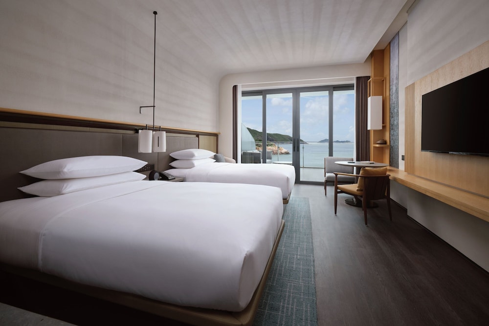 Zhuhai Dong'ao Island Marriott Resort and Spa 16/50