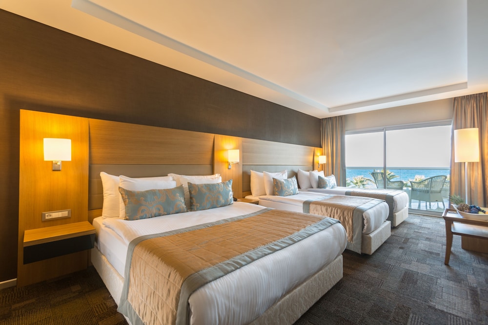 Boyalik Beach Hotel and Spa Thermal Resort 20/68