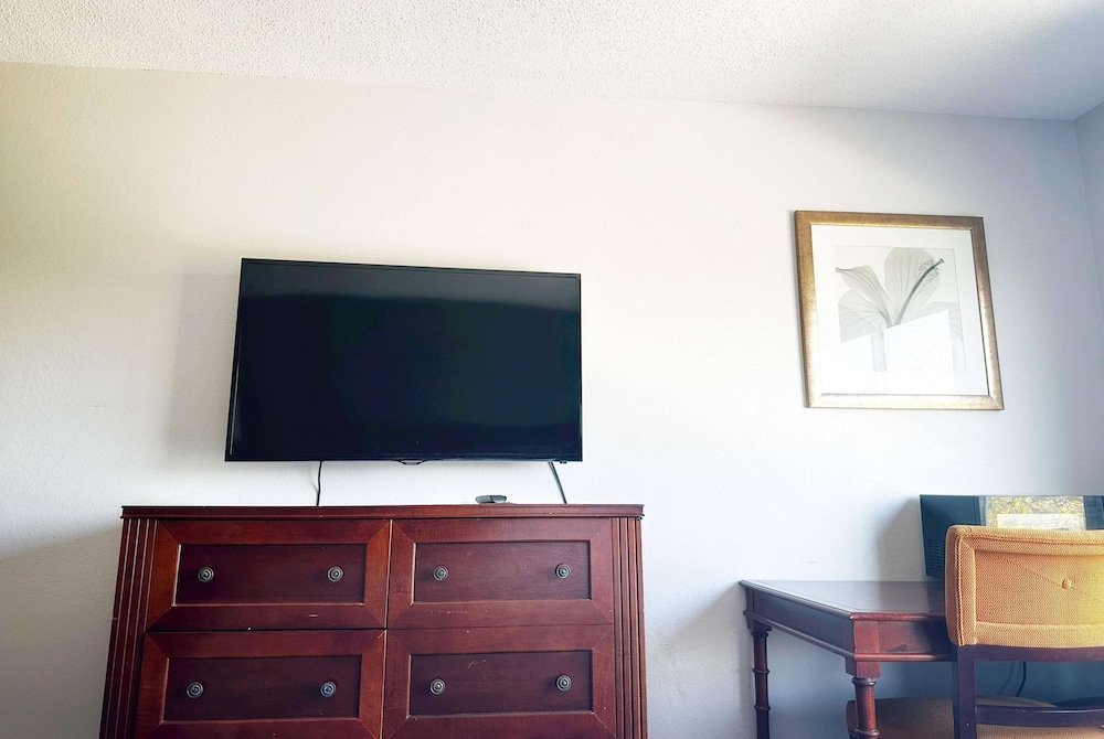 Baymont Inn And Suites By Wyndham Columbus / Near Osu 4/60