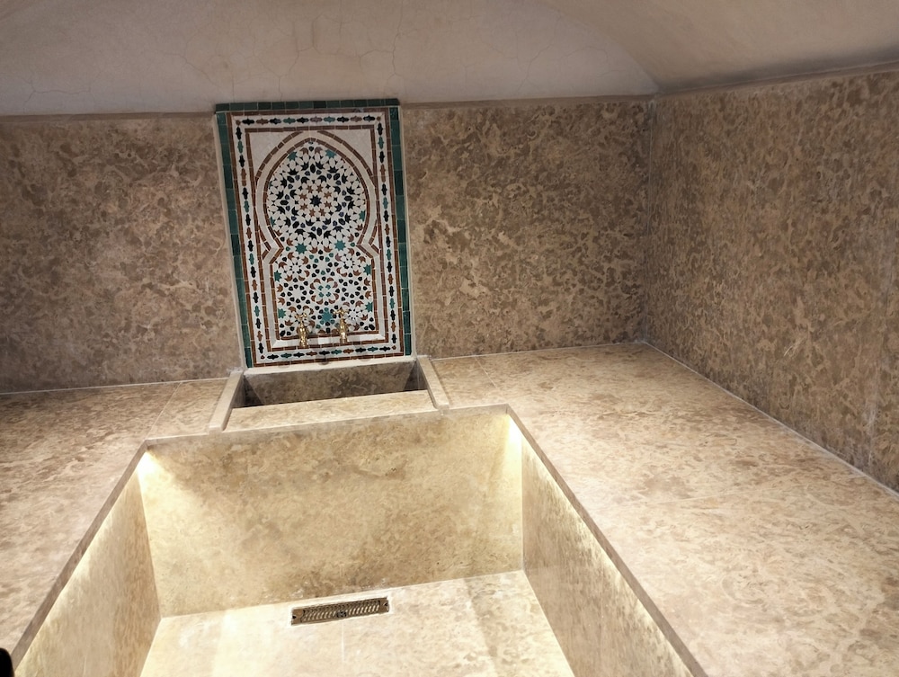Riad Laora 42/80