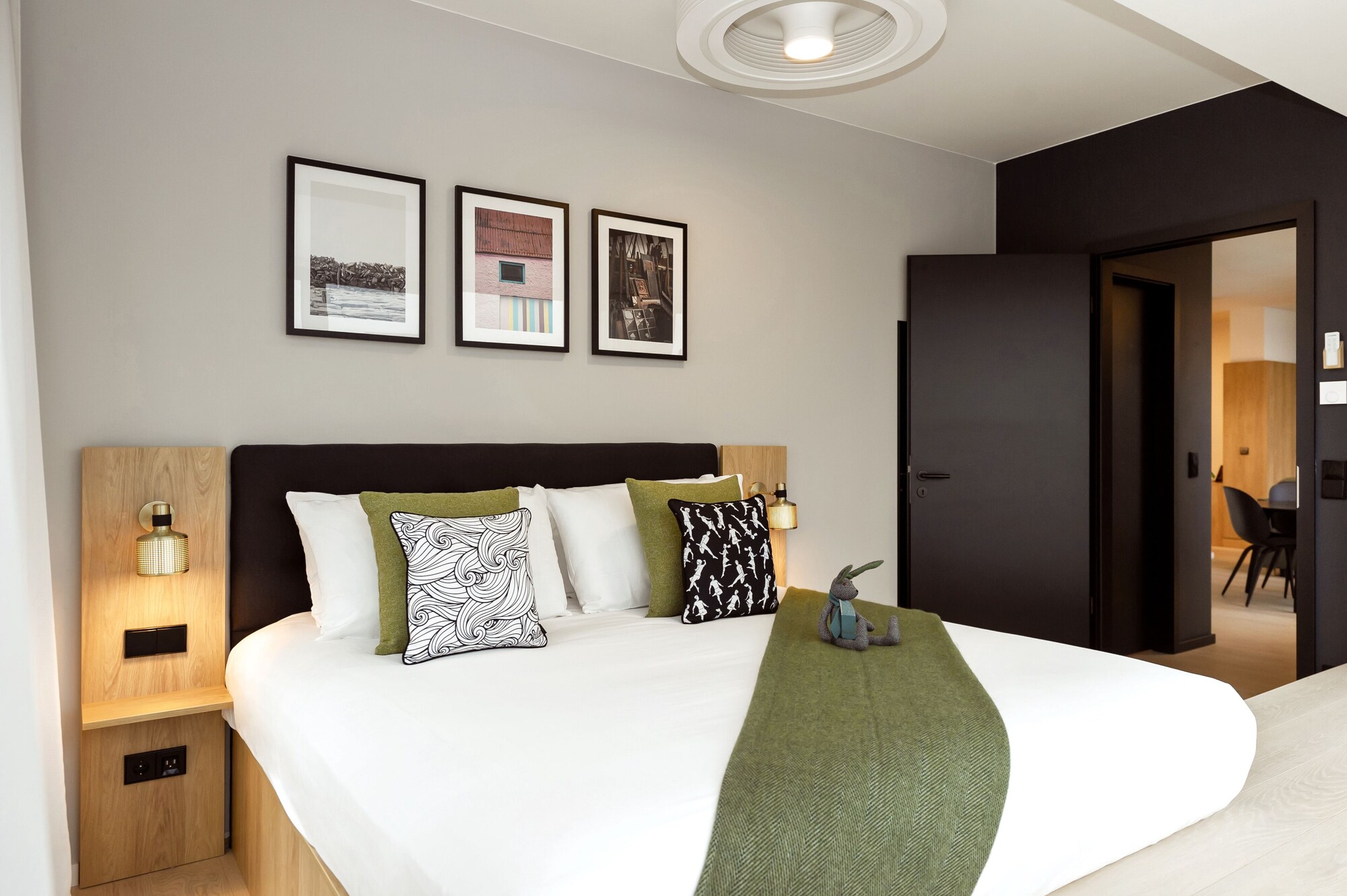 2 BEDROOMS, APARTMENT
