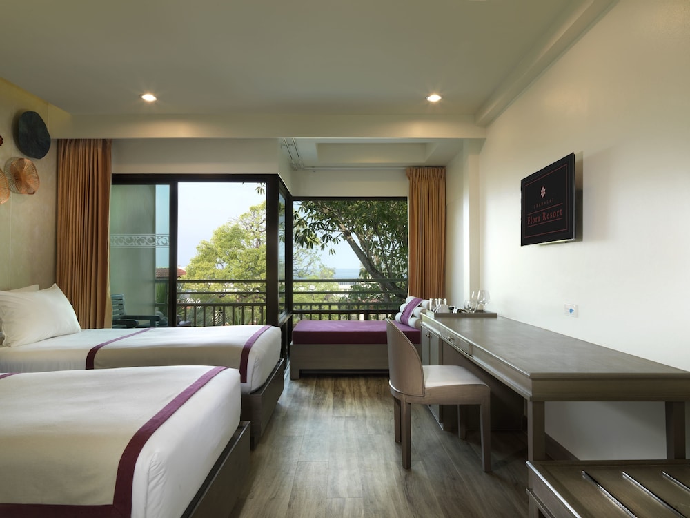 Chanalai Flora Resort 33/64