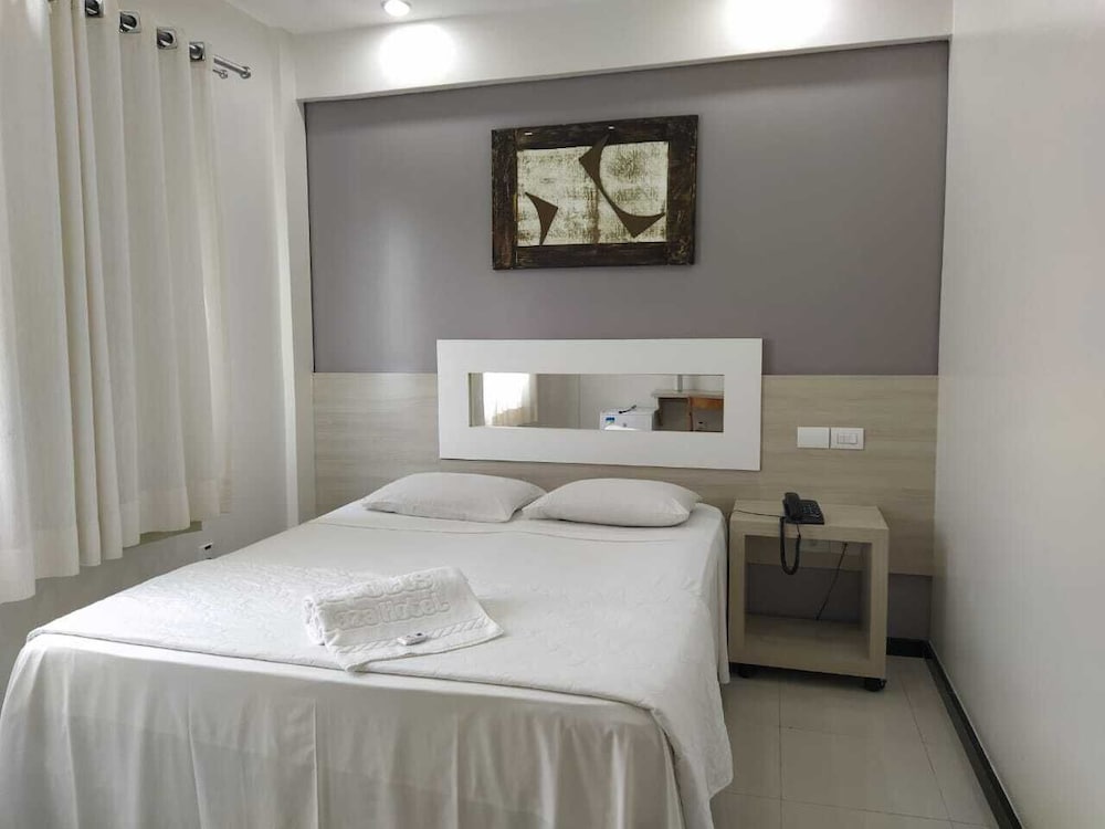 Eunapolis Plaza Hotel 9/43
