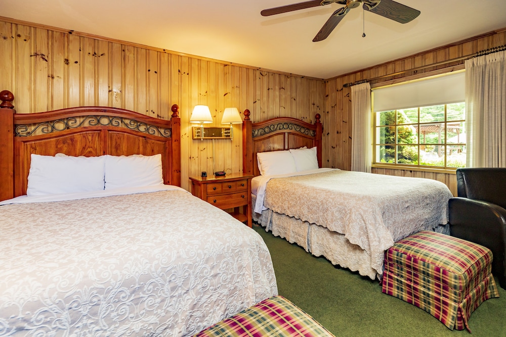 Azalea Garden Inn 17/50