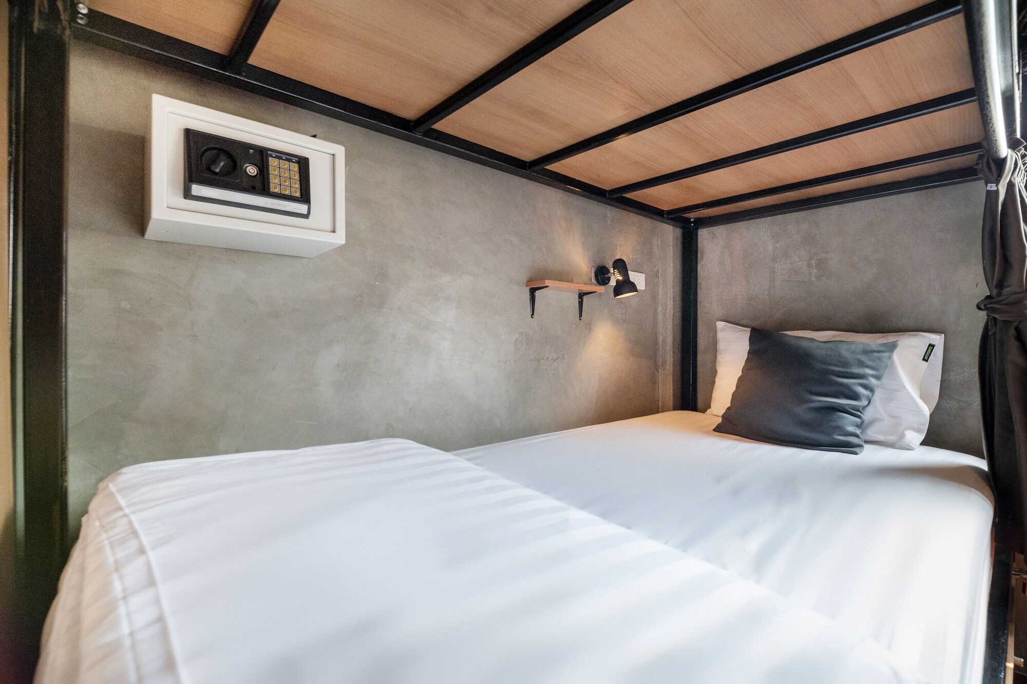 MALE DORM