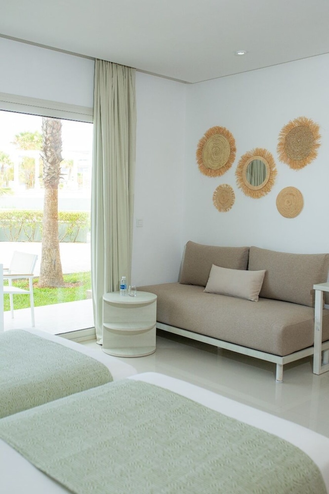 Lixus Beach Resort 4 54/74