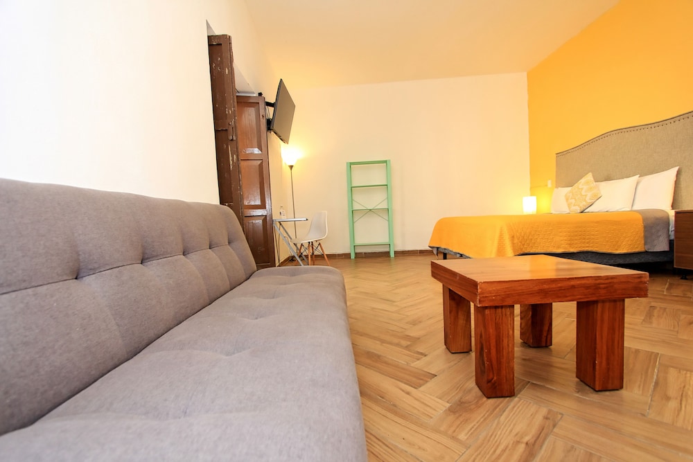 Hotel Universidad 34/50