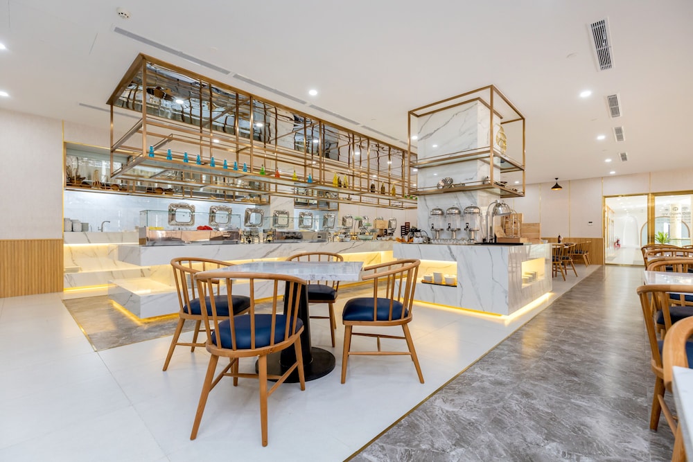 Petro House Hotel 63/84