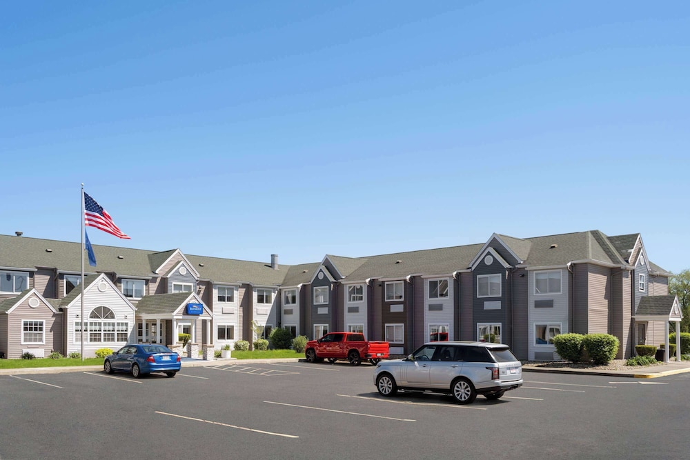 Baymont by Wyndham Boardman 28/35