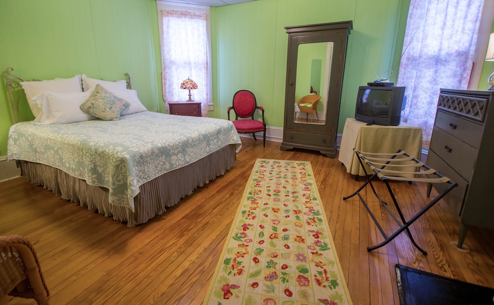 The Dailey Renewal Retreat Bed Breakfast 16/47