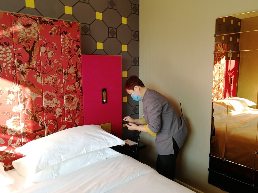 Jinjiang Metropolo Shanghai Xintiandi Hotel 34/74