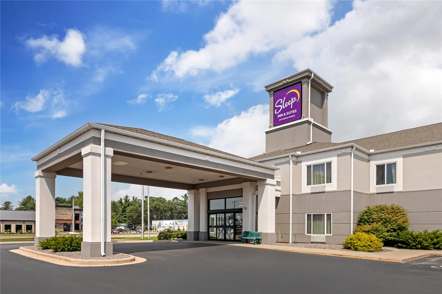 Sleep Inn & Suites Wisconsin Rapids, WI 34/35