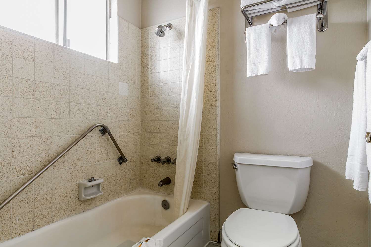 Quality Inn And Suites Silicone Valley 40/41