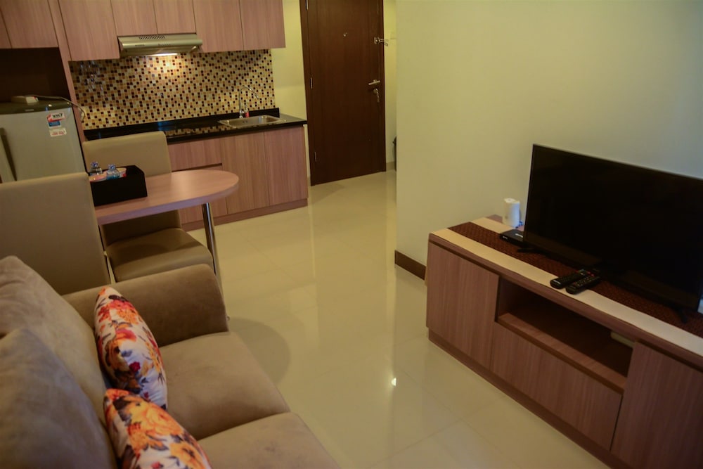 Lobby at Harper MT Haryono by ASTON, JAKARTA