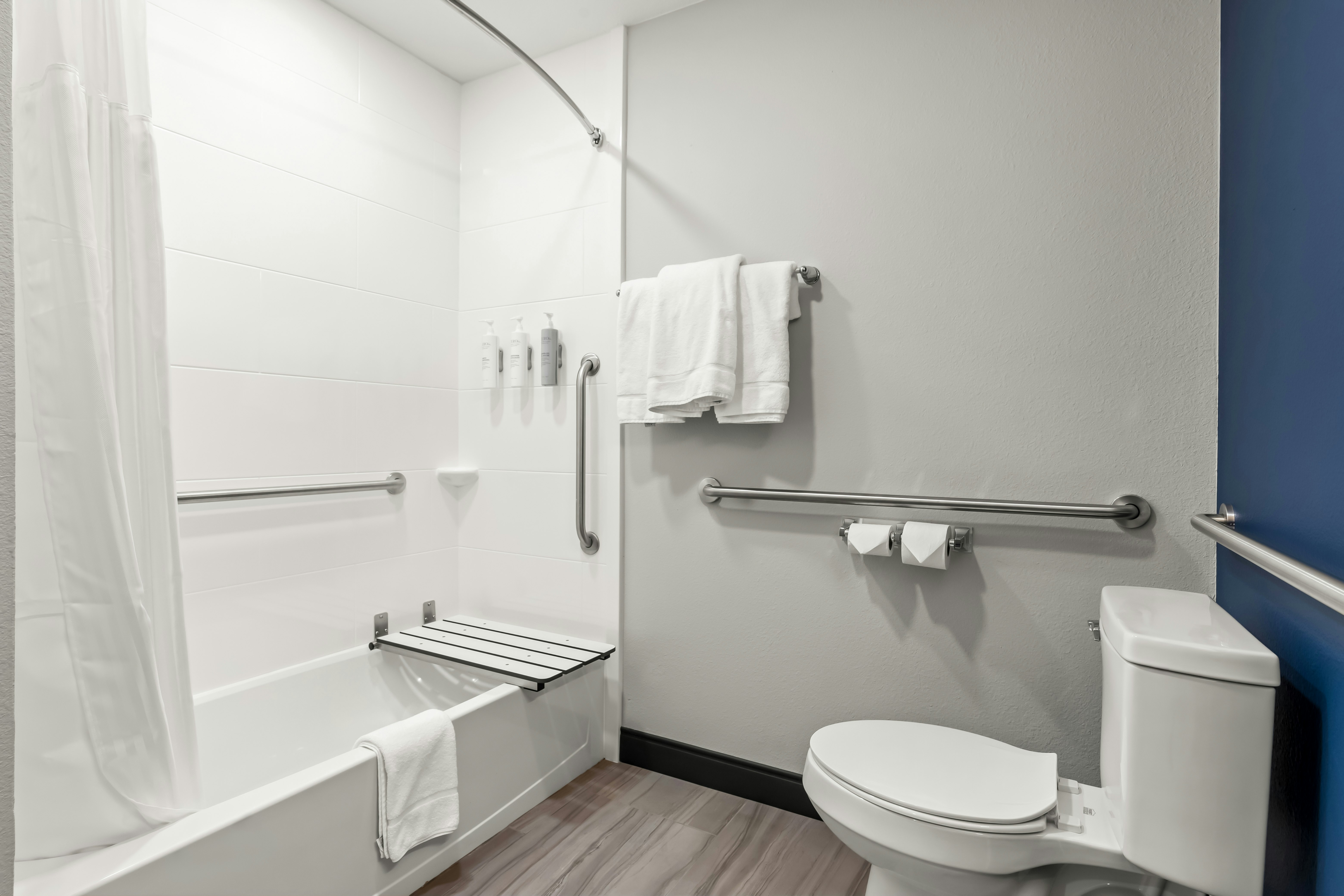 Spark by Hilton Catoosa Tulsa 24/26