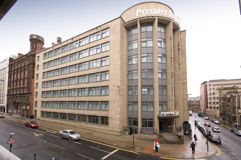 Premier Inn Glasgow City Centre (George Square) Hotel 45/48