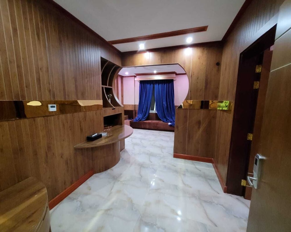Camphor Hotel 18/31