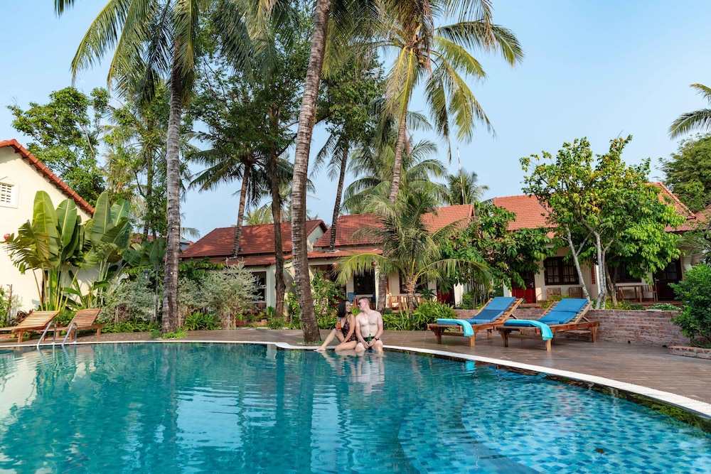 Hula Hula Beachfront Phu Quoc 65/73