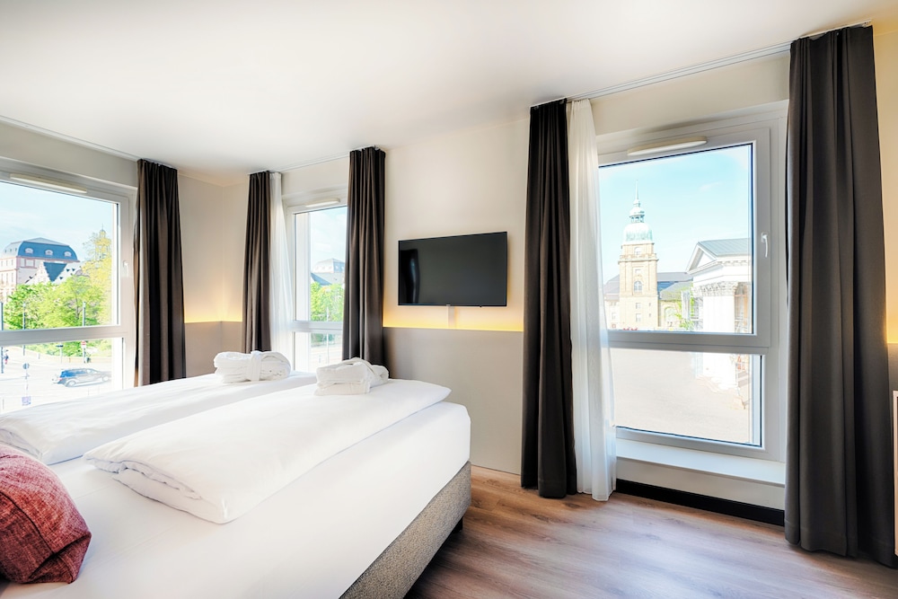 Suite, Double Bed