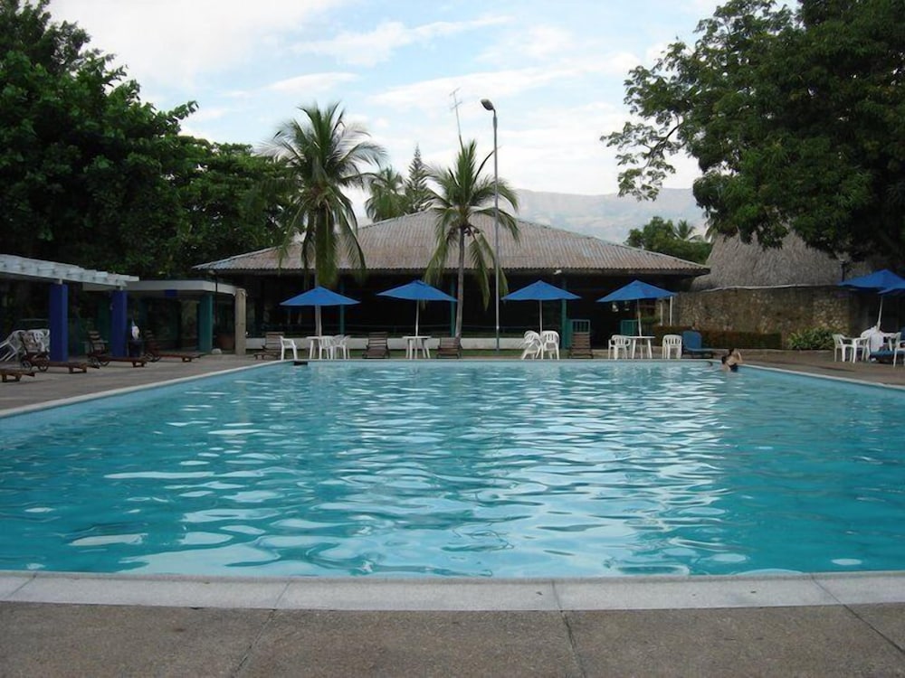 Hotel Guadaira Resort 45/49