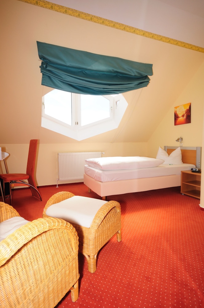 Parkhotel Kluschenberg 22/55