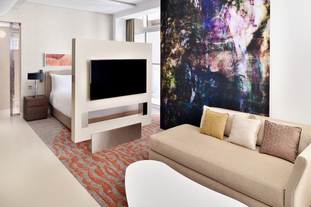 Crowne Plaza Dubai Marina 43/78