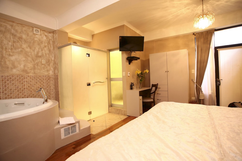 ANDEAN WINGS BOUTIQUE HOTEL 16/35