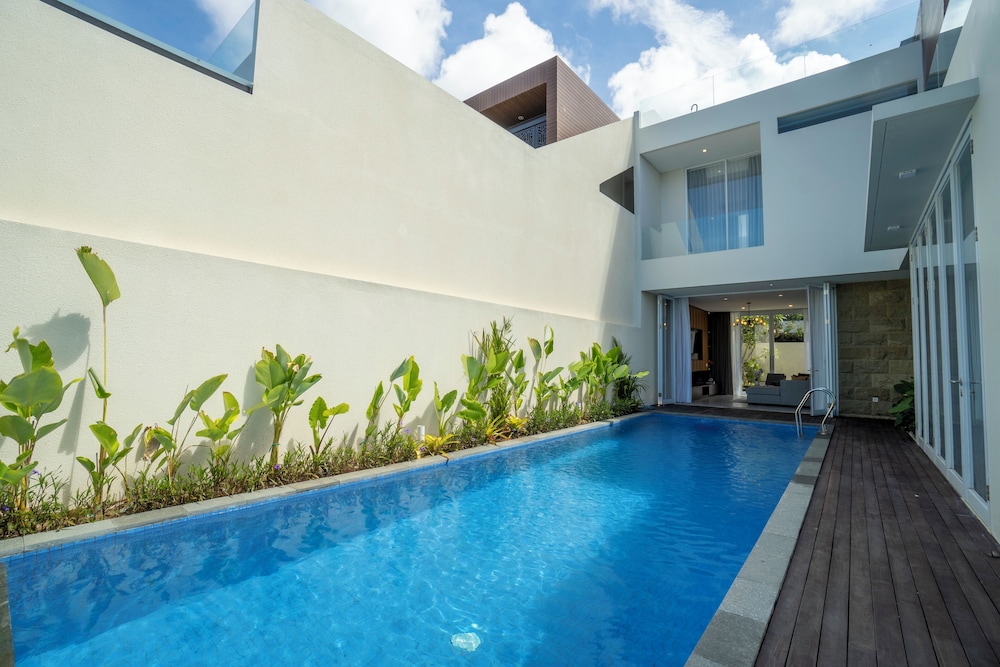 Nusa Dua Bay View Villas 45/50